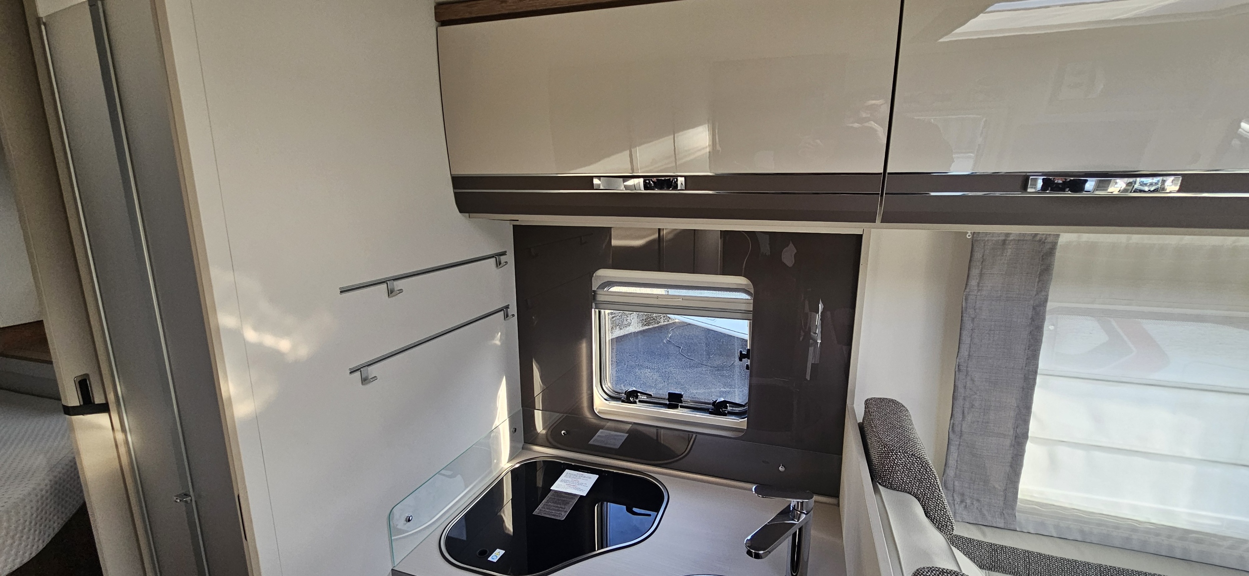  - 20 - DETHLEFFS I 7057 DBL TREND 