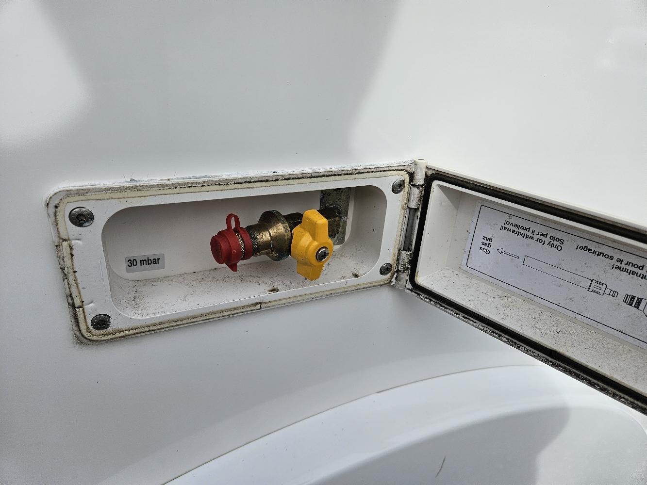  - 4 - EURA MOBIL 725 QB PROFILA RS 