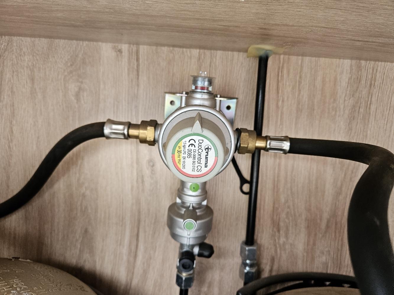  - 5 - EURA MOBIL 725 QB PROFILA RS 