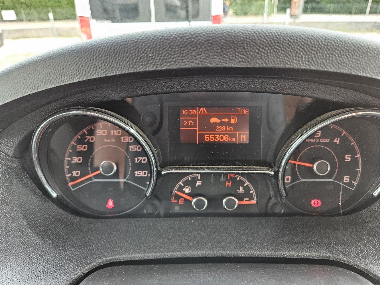  - 8 - EURA MOBIL 725 QB PROFILA RS 