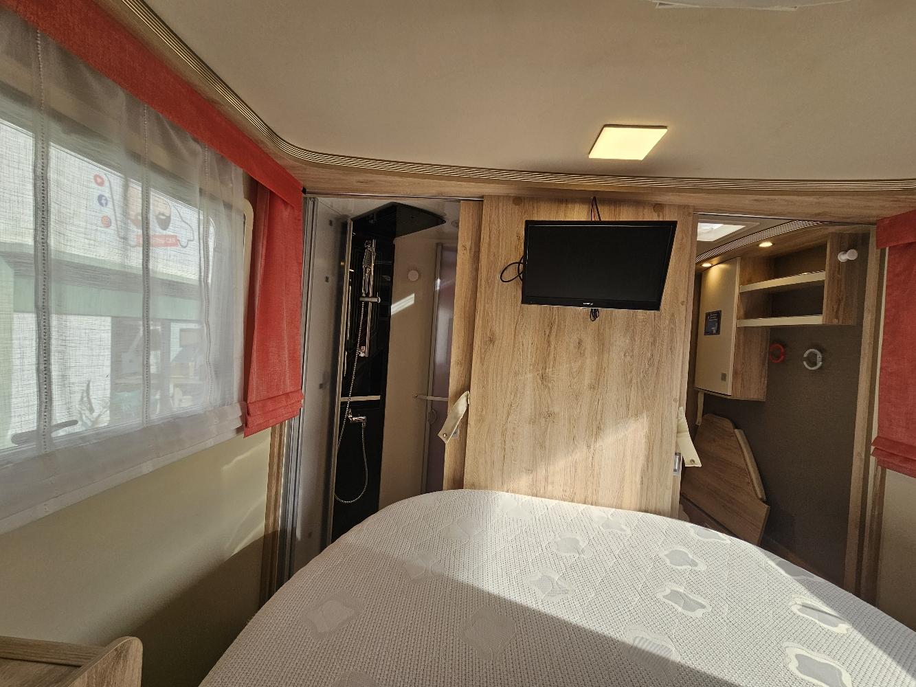  - 16 - EURA MOBIL 725 QB PROFILA RS 