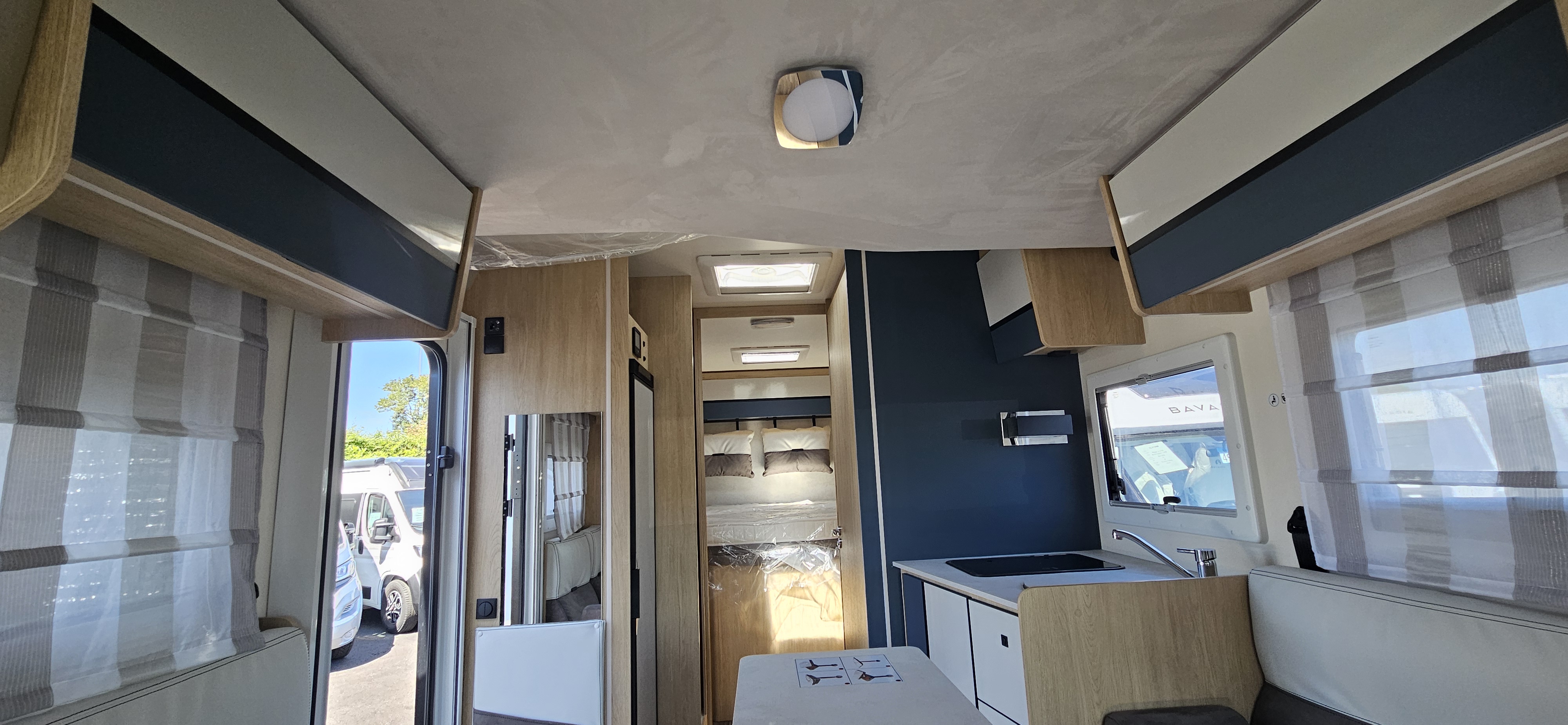  - 21 - CI HORON 67 XT SPRING EDITION 