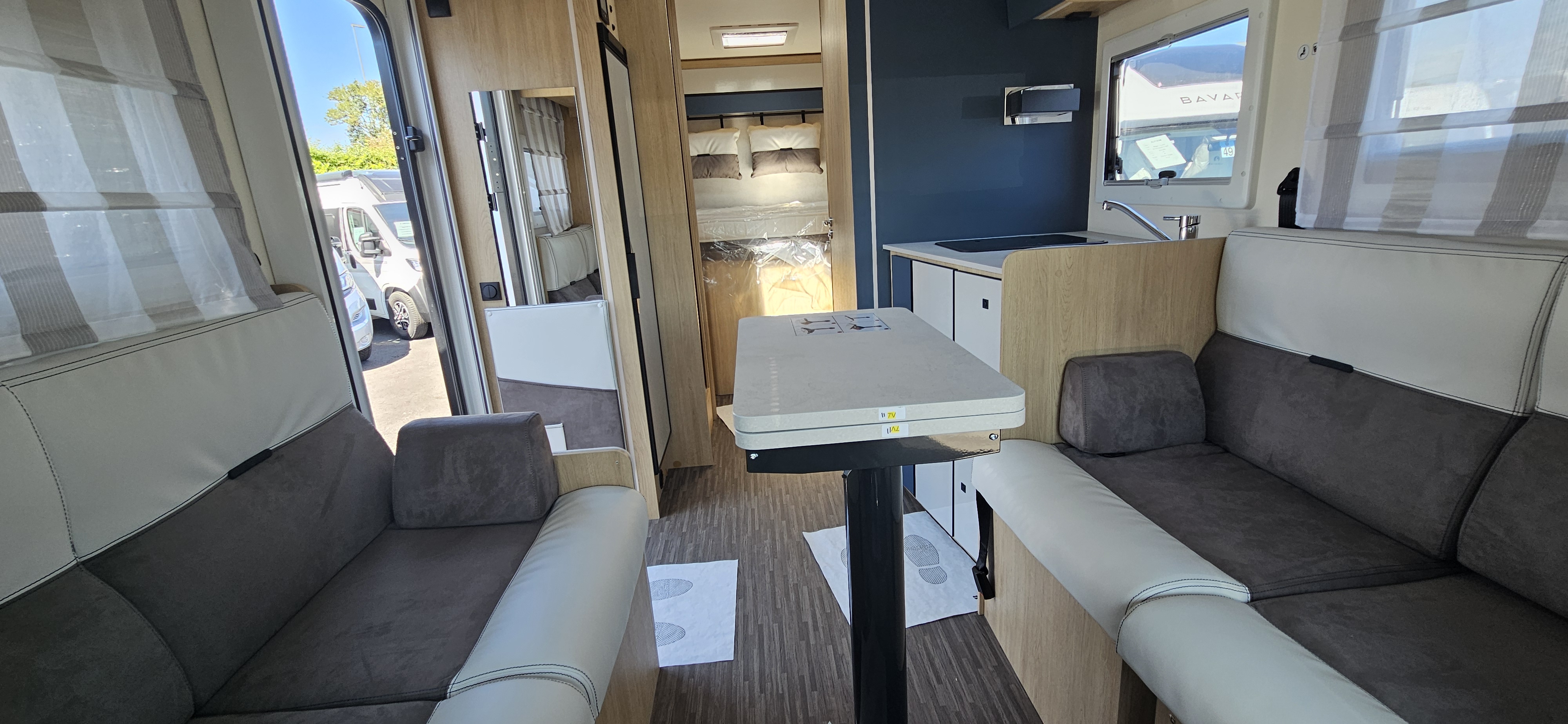  - 22 - CI HORON 67 XT SPRING EDITION 