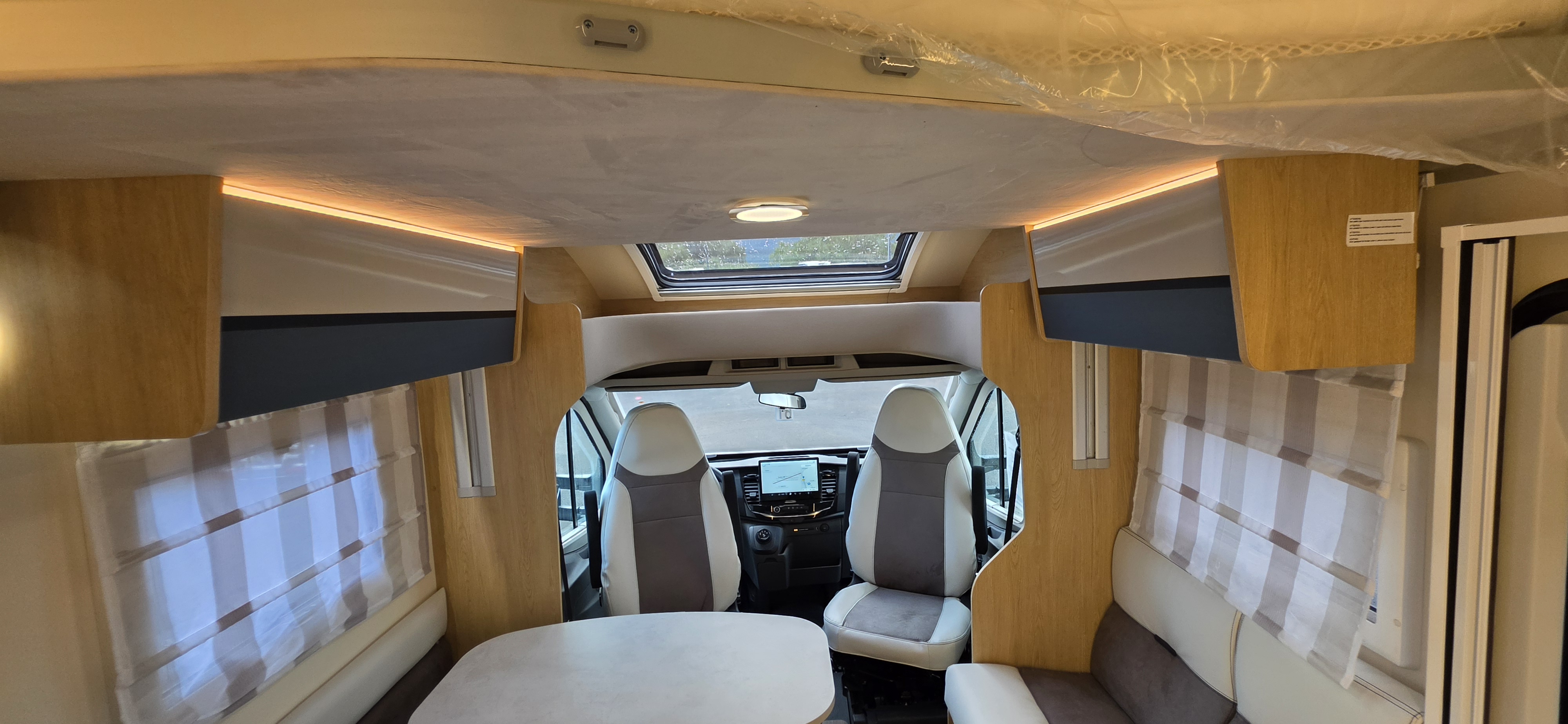 - 13 - CI HORON 88XT SPRING EDITION 