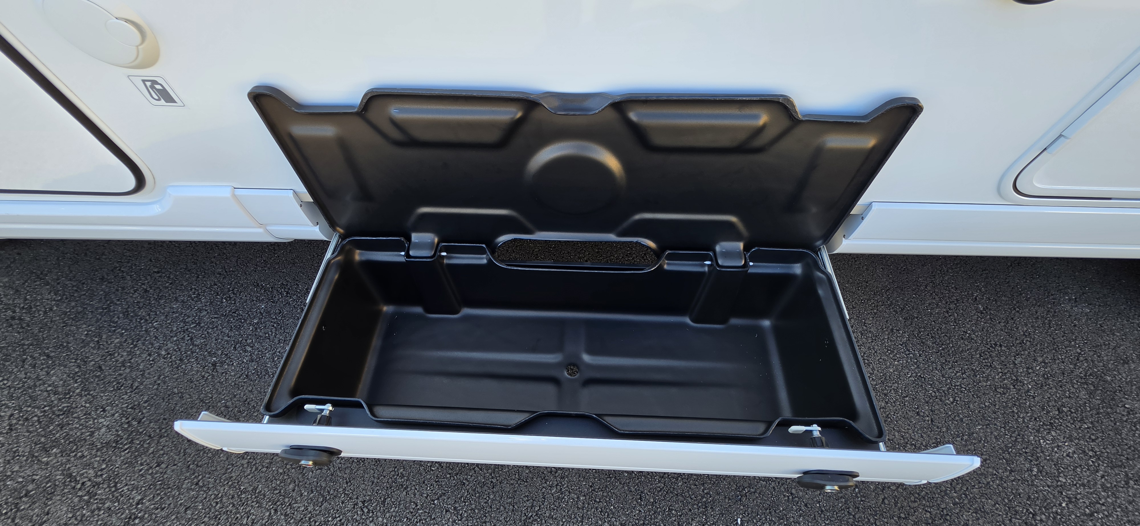  - 32 - BAVARIA I 740 FC NOMADE 