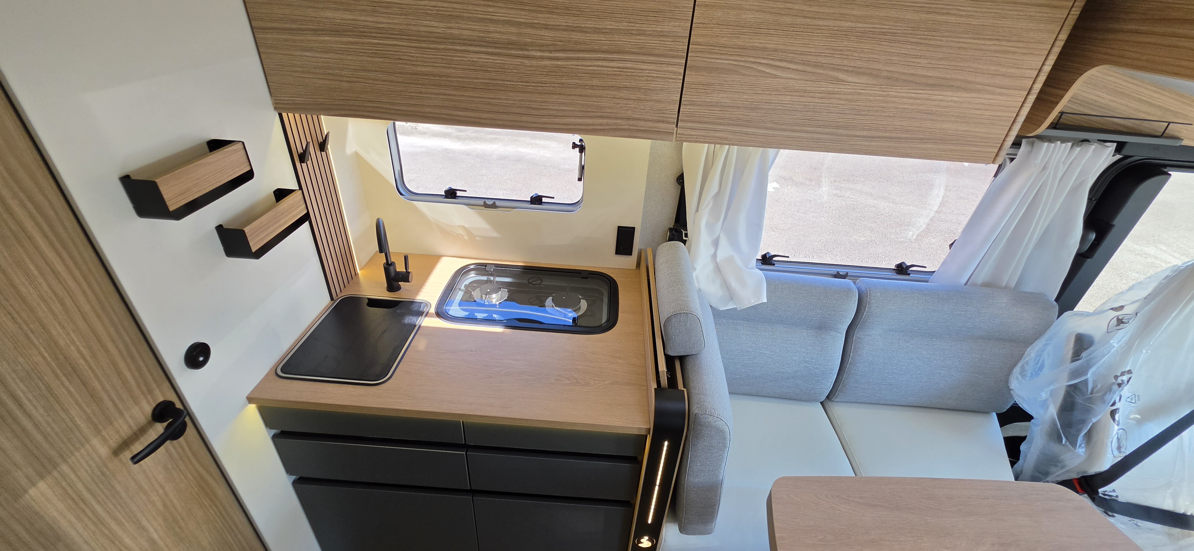  - 38 - BAVARIA I 740 FC NOMADE 