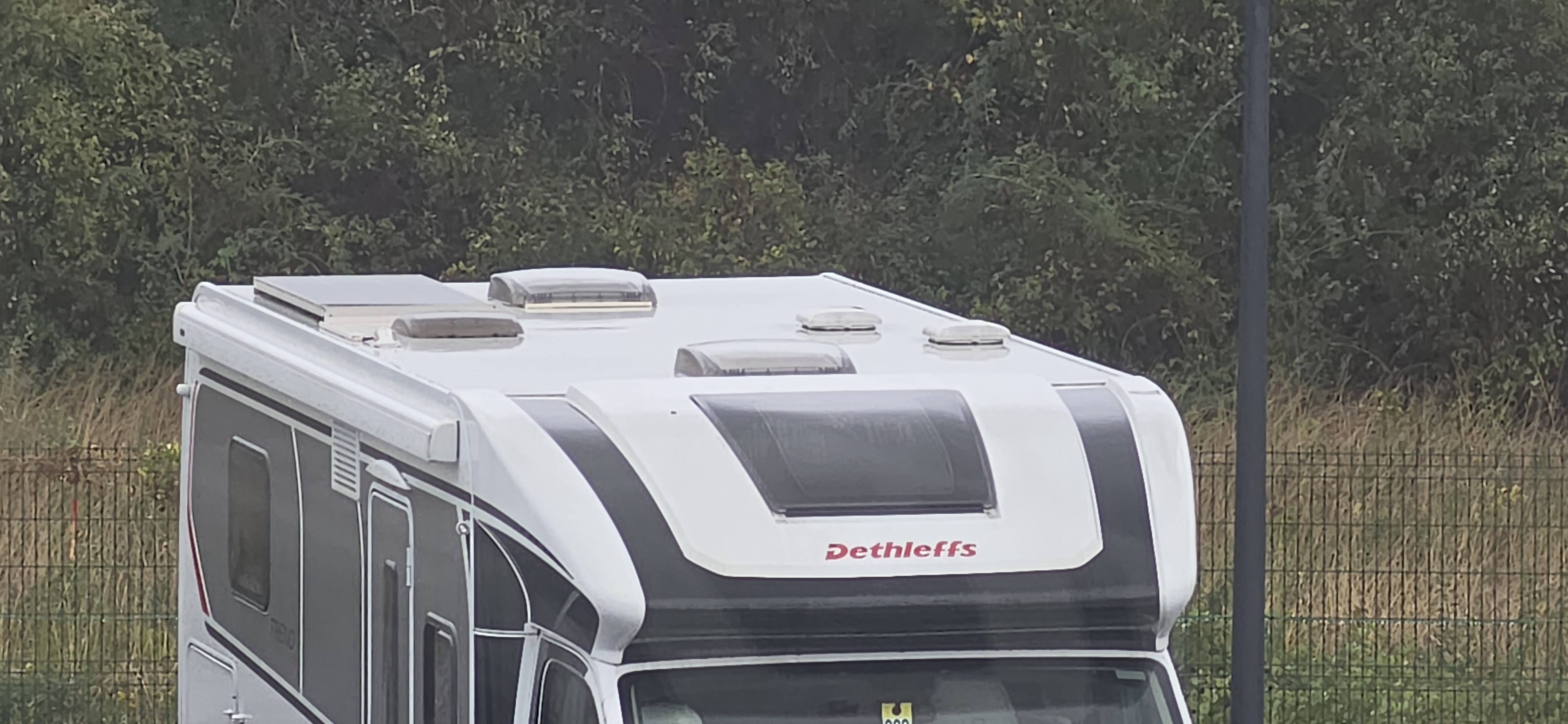  - 1 - DETHLEFFS T 7057 DBL 