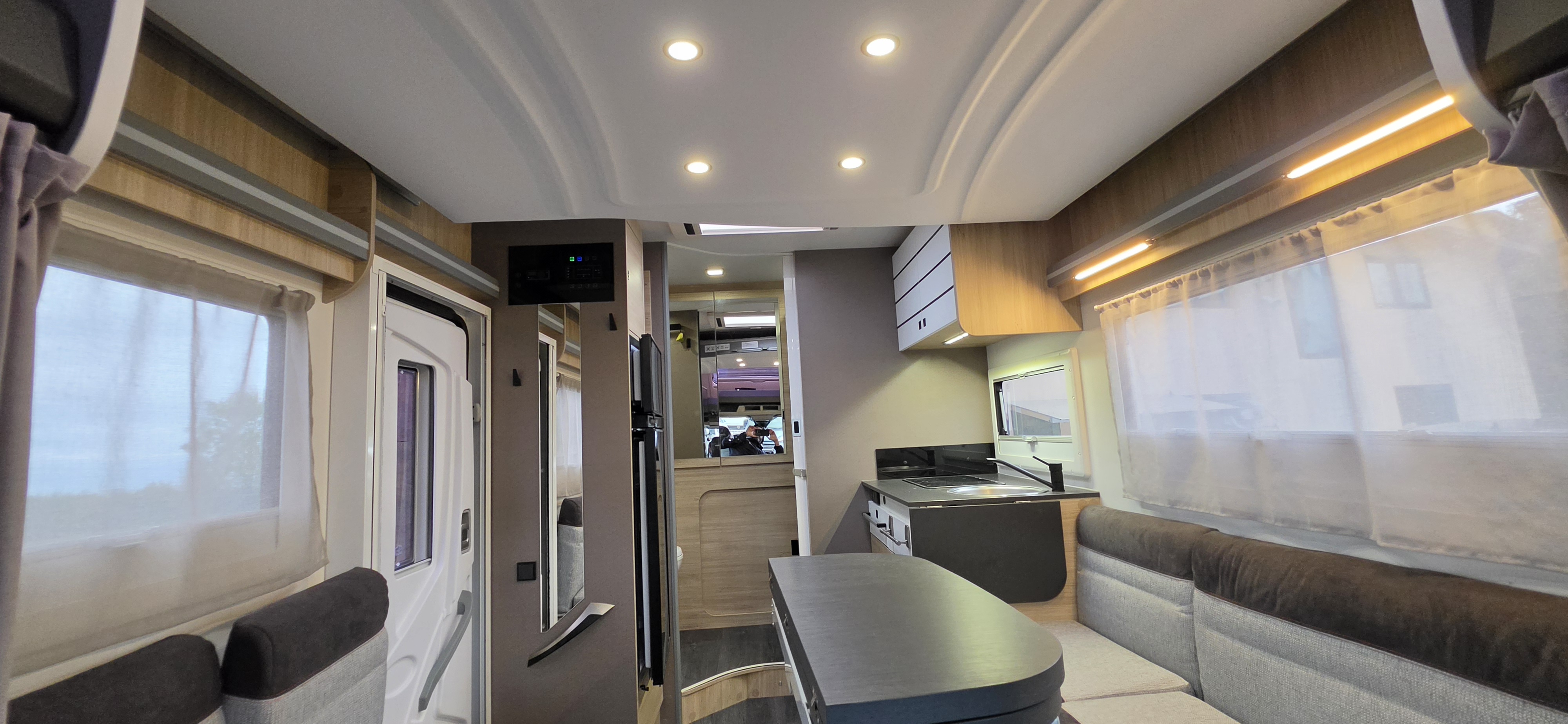  - 14 - CHAUSSON 650 FIRST LINE 