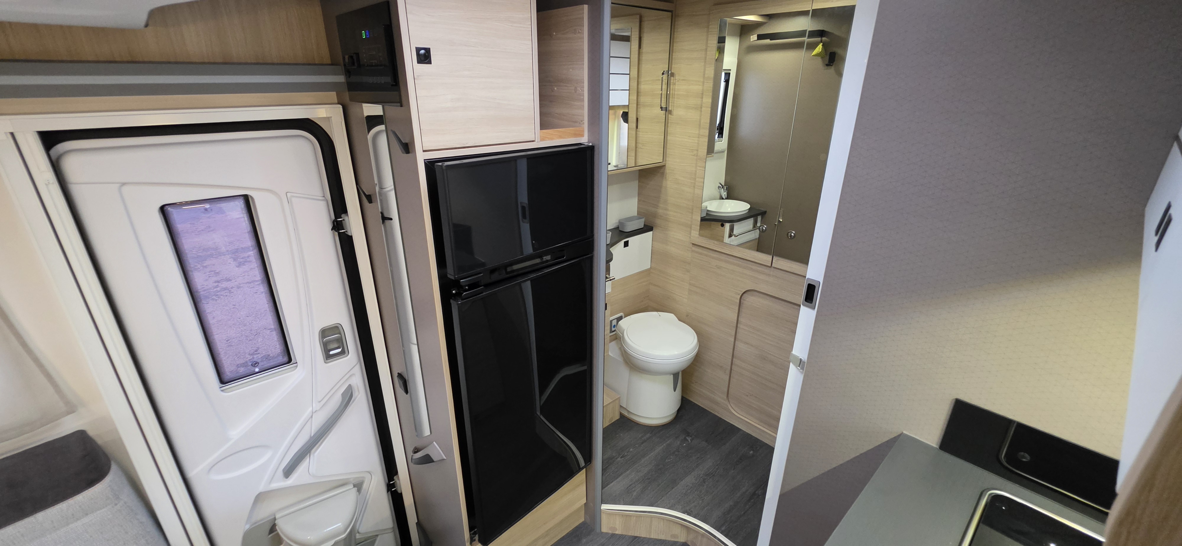  - 18 - CHAUSSON 650 FIRST LINE 