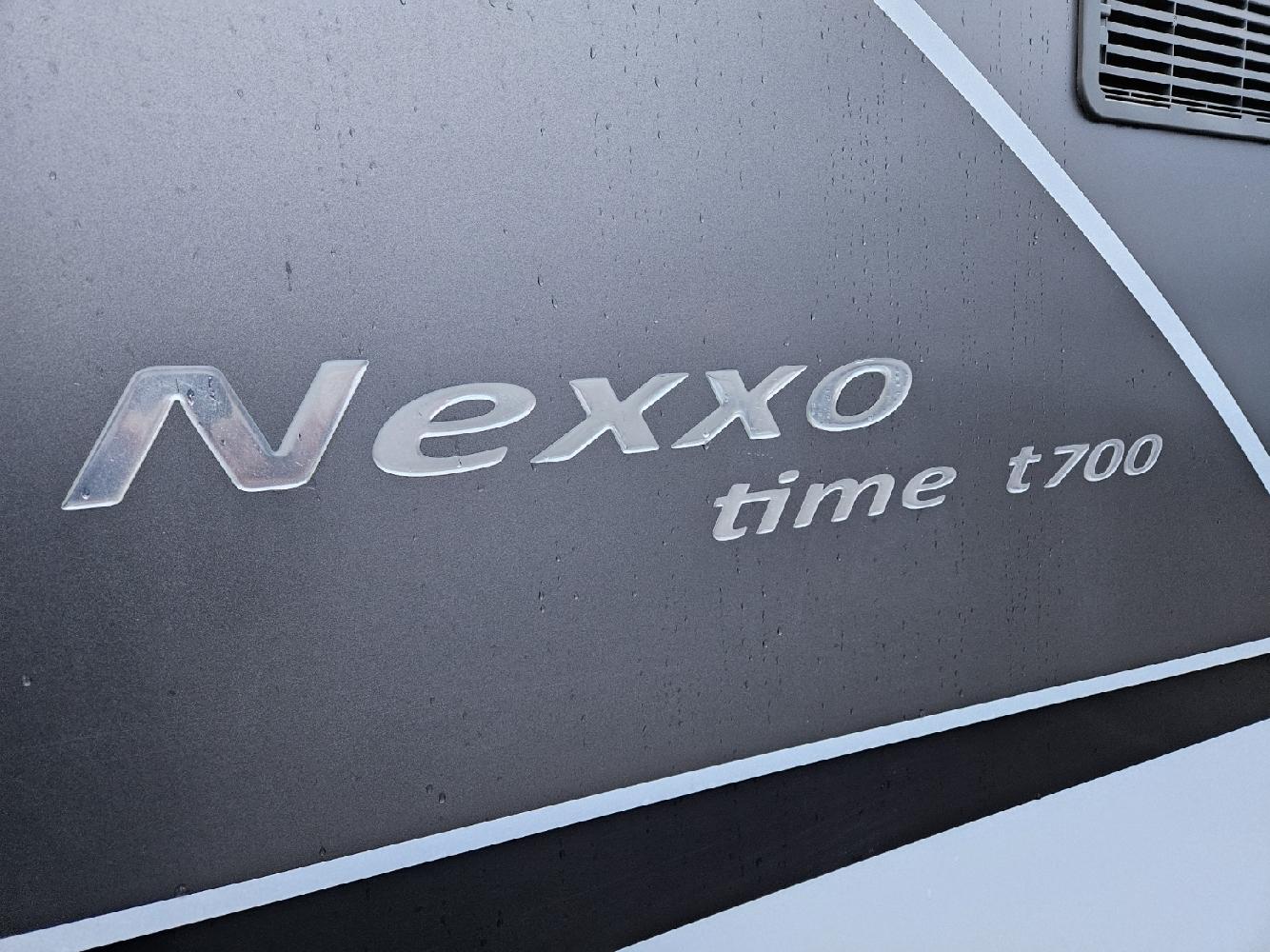  - 1 - BURSTNER NEXXO TIME T700 