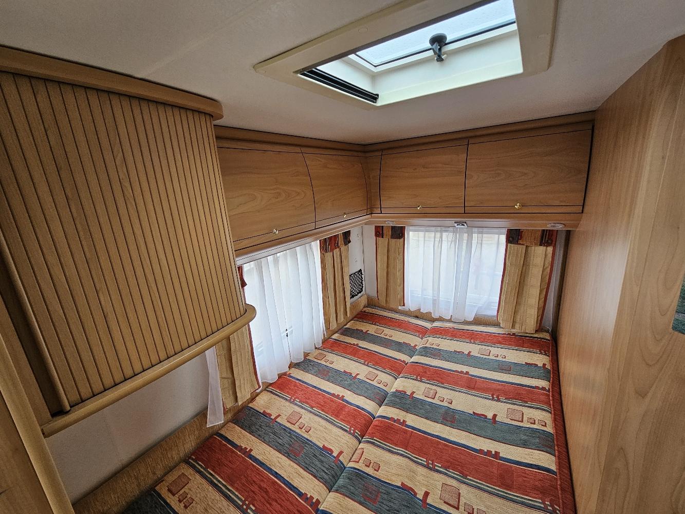  - 17 - BURSTNER T605 PRIVILEGE 